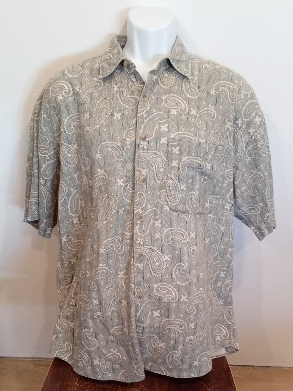 Grey/green Henry Grethel Paisly Button Up XL Short Sleeve
